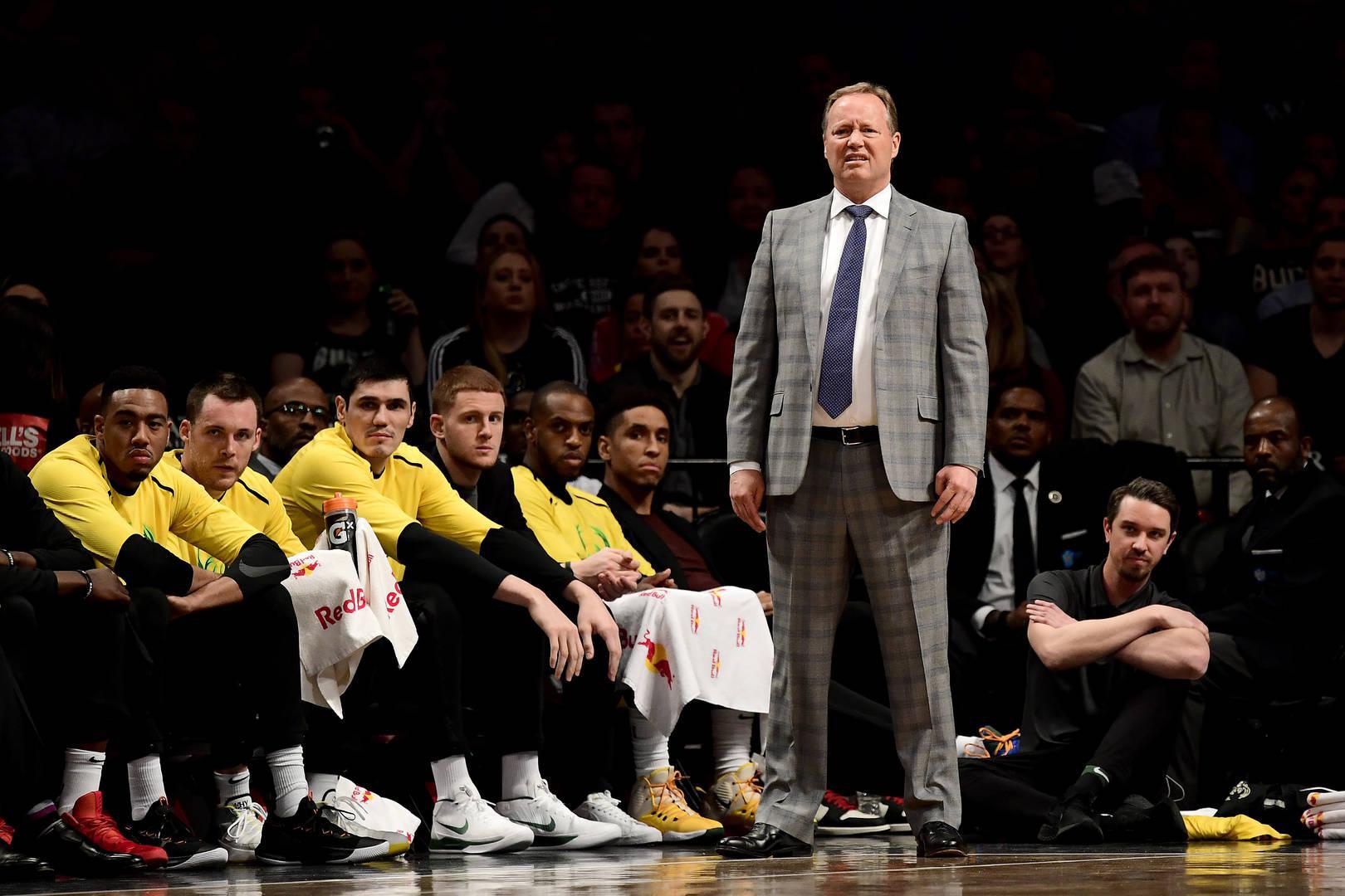 开元体育包含字母哥迎来十五赛季出色发挥，TL观众热烈欢呼！全场沸腾不已的词条